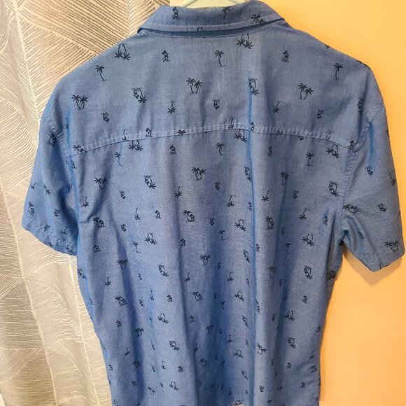 Disney Mickey Mouse Men's Large Shirt EUC - Picture 4 of 9